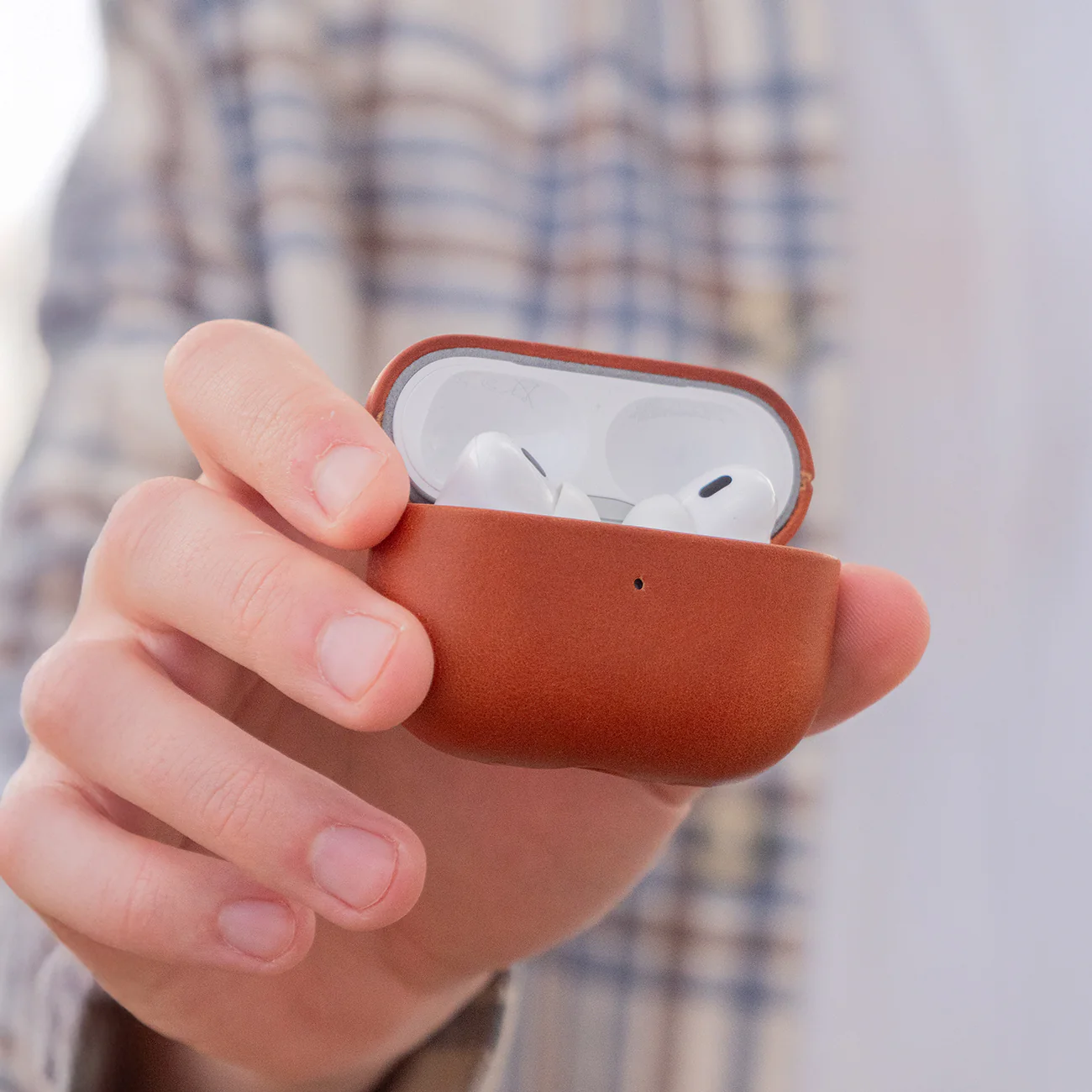 Leather AirPods (3rd Generation) Case - Saddle Brown - Image 8