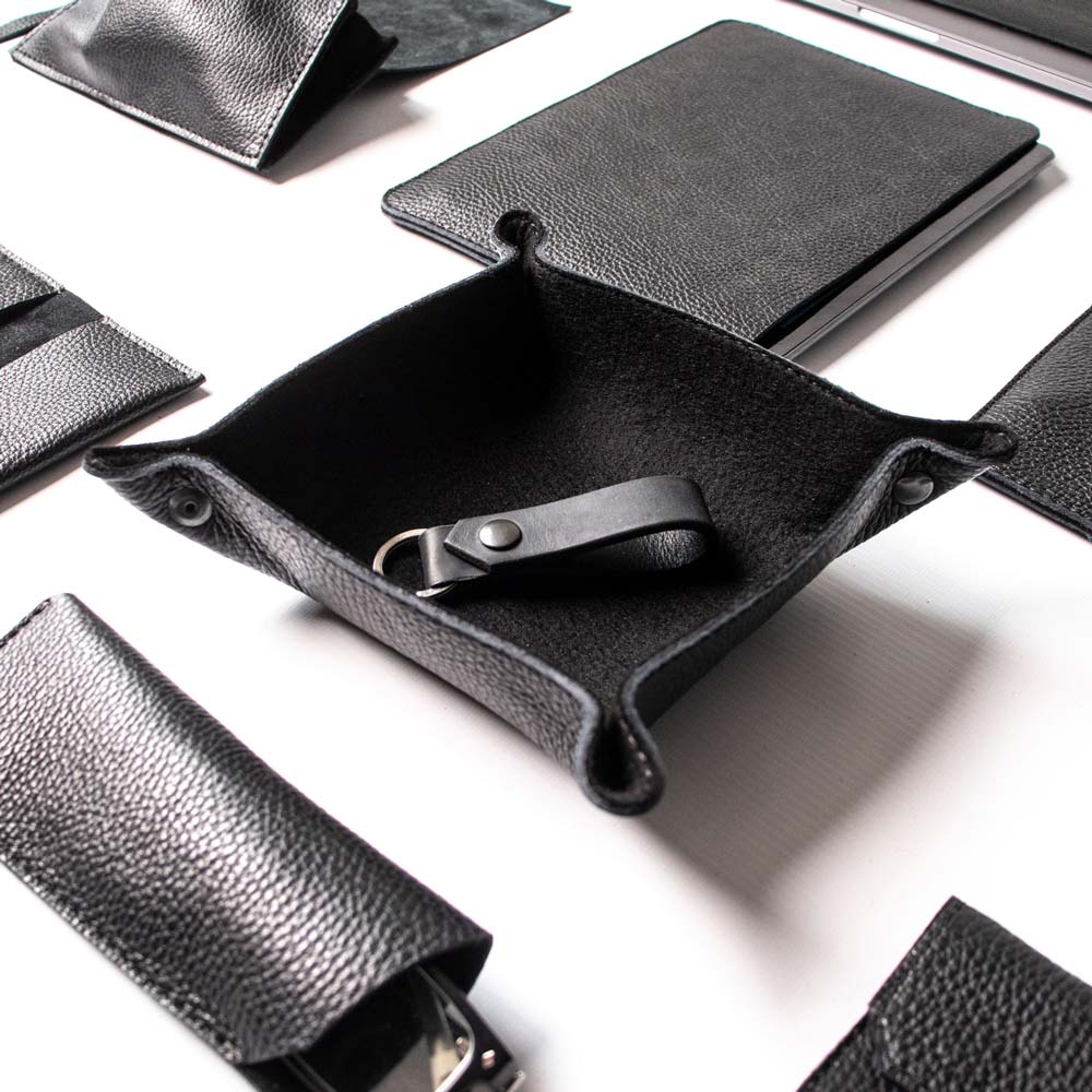 Leather iPad Air 11" Sleeve - Black and Black - Image 5