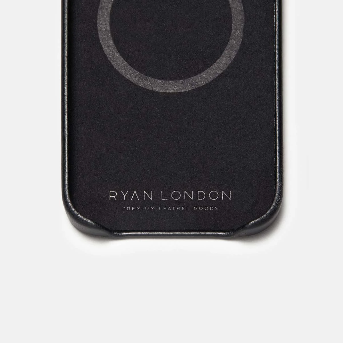 iPhone 15 Pro Max Leather Shell Case, MagSafe - Black - Image 4