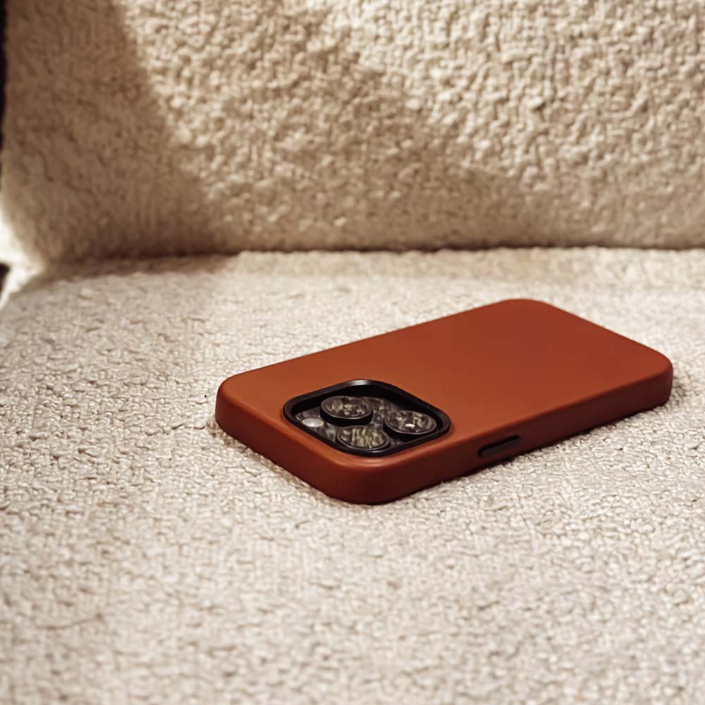 iPhone 15 Pro Leather Shell Case Metal, MagSafe - Saddle Brown - Image 6