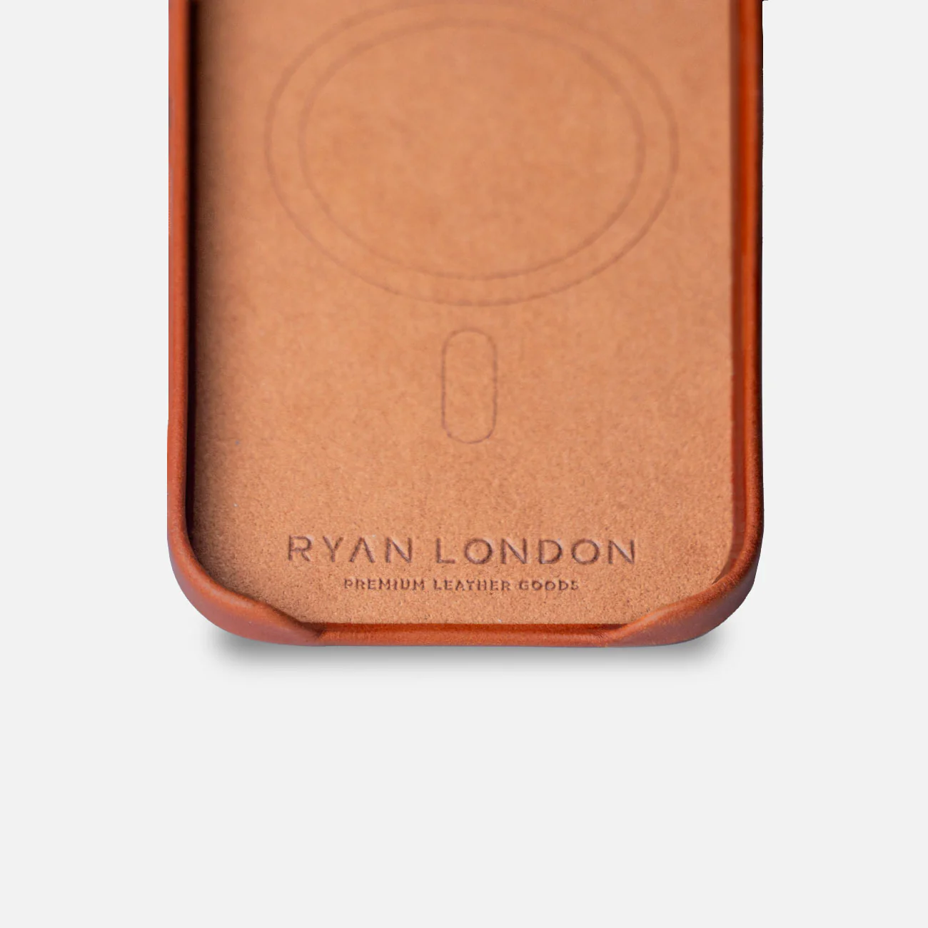 Leather iPhone 17 Air Shell Case Metal, MagSafe - Saddle Brown - Image 6