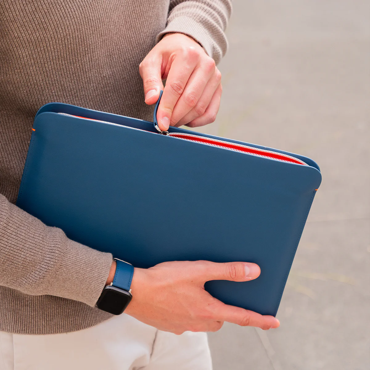Luxury Nappa Leather iPad Air 11" sleeve with zip - Turquoise Blue - Image 6