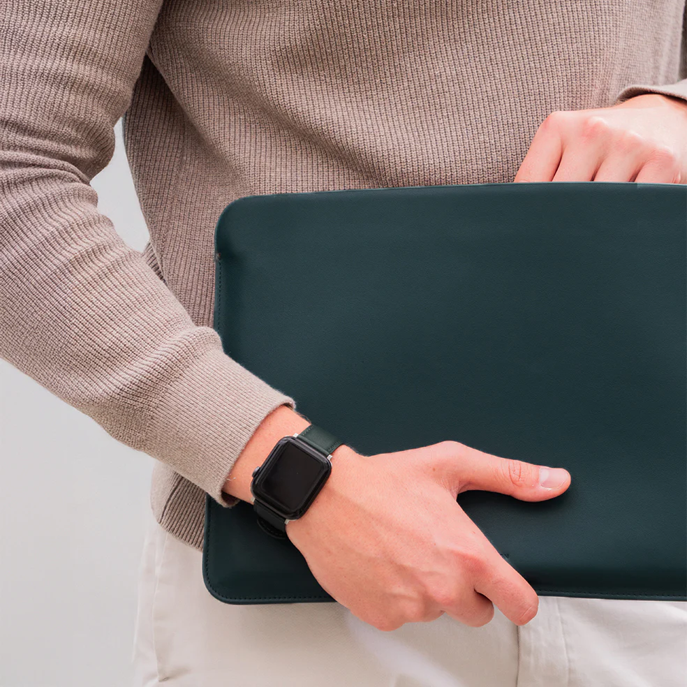 Luxury Nappa Leather iPad Air 11" sleeve with zip - Black - Image 7