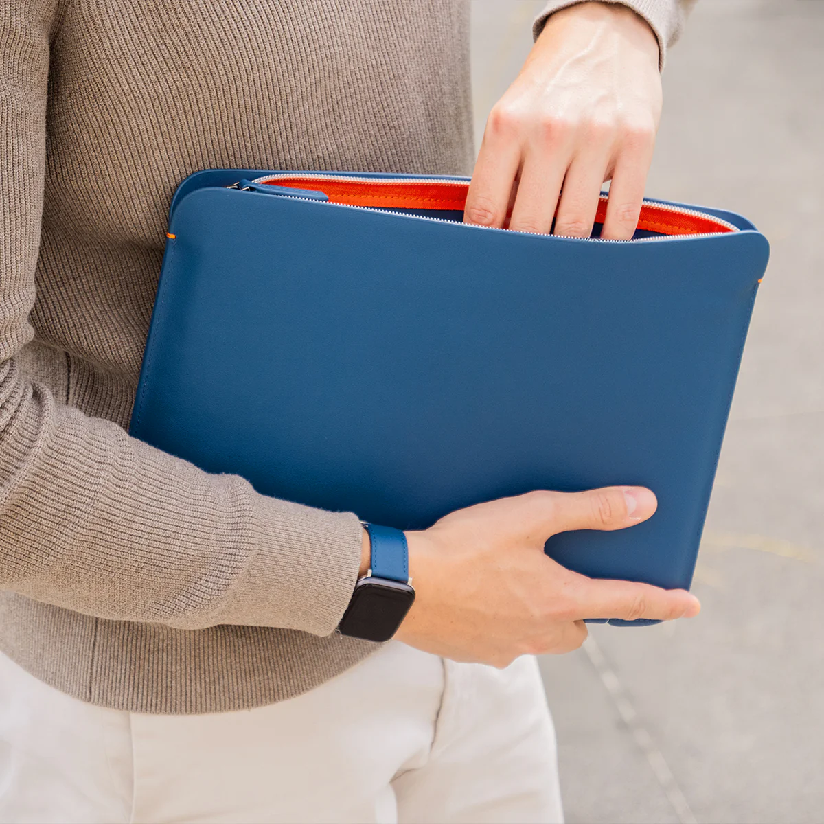 Luxury Nappa Leather iPad Air 13" sleeve with zip - Turquoise Blue - Image 7