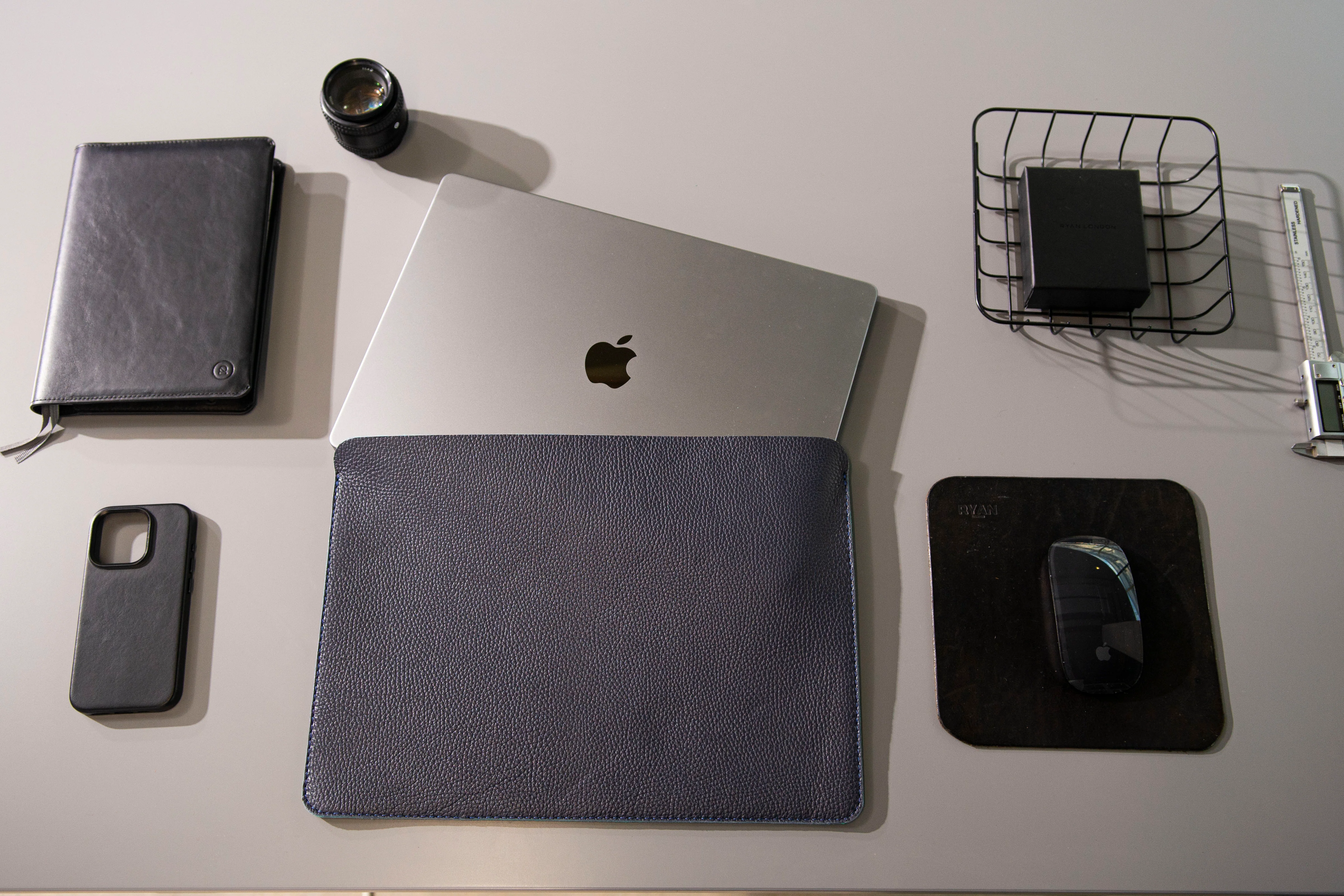 Luxury Leather Macbook Pro 16" Sleeve - Navy Blue and Mint - Image 10