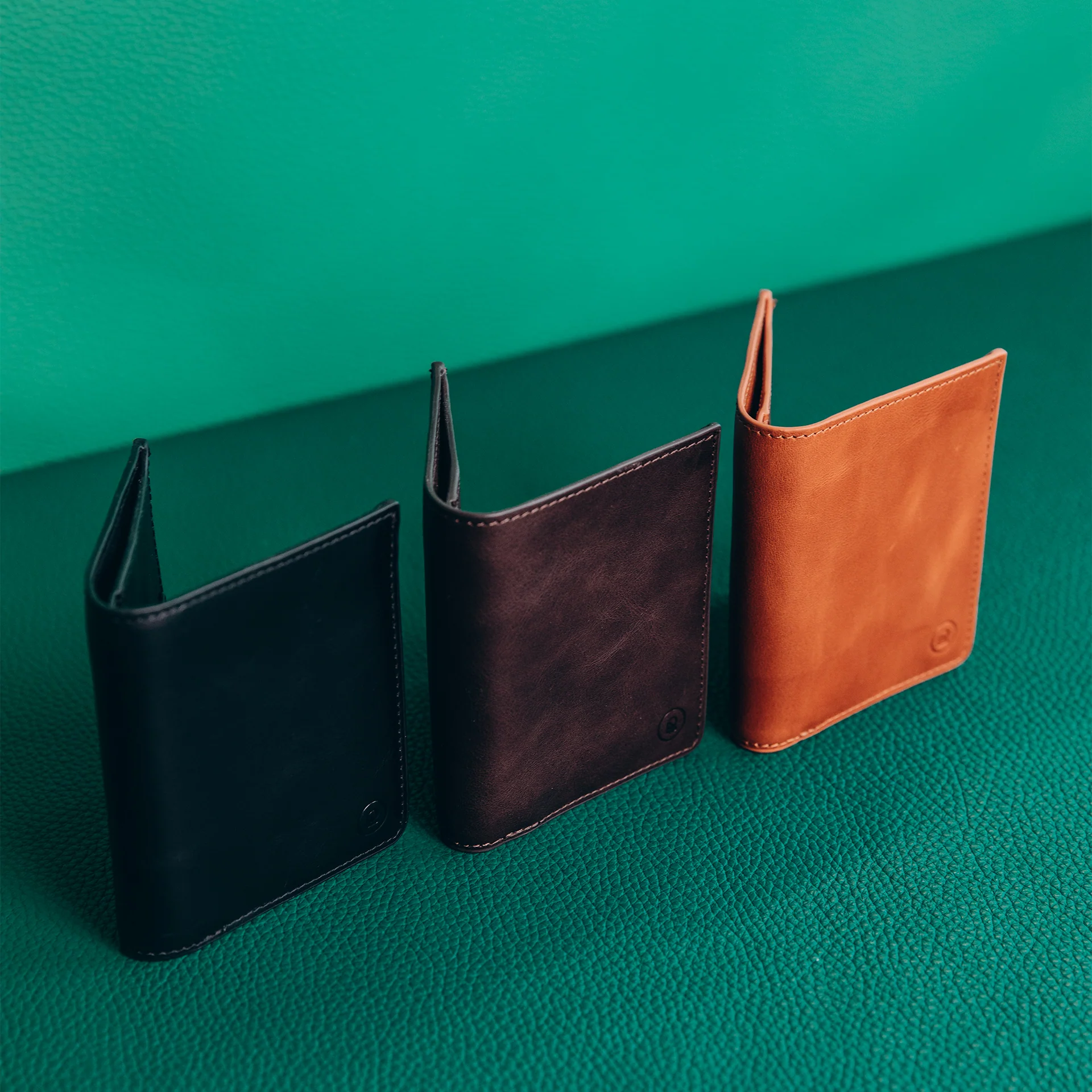 Super Slim Bi-Fold Wallet - Saddle Brown - Image 10